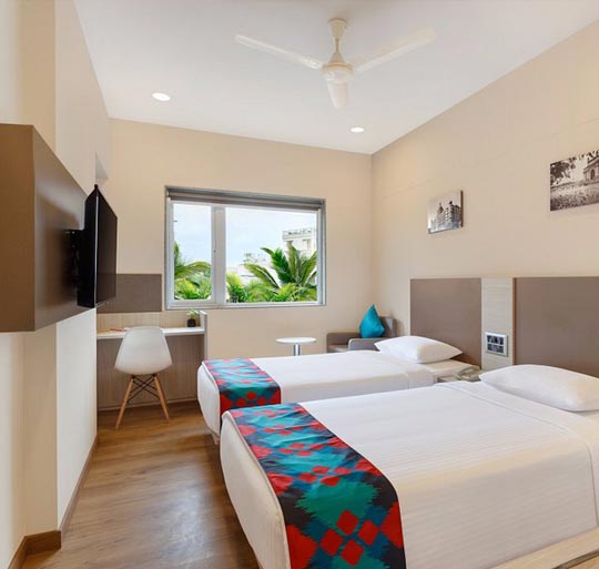 Budget Stay in Hotels & Dormitory in Mumbai Near Airport